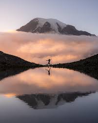 Minimalist Photography Style Analysis: Why Less Is More